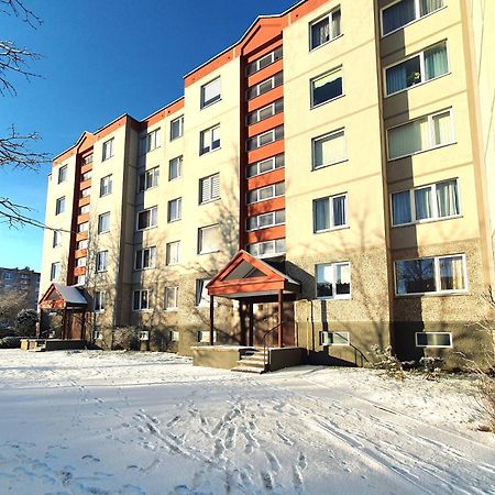 Lovely 2-Bedroom Flat In Siauliai Экстерьер фото